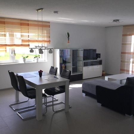 Apartment Am Etzelbach Балинген Экстерьер фото